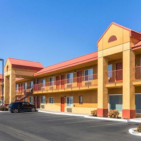 Quality Inn Fresno Near University Exterior foto