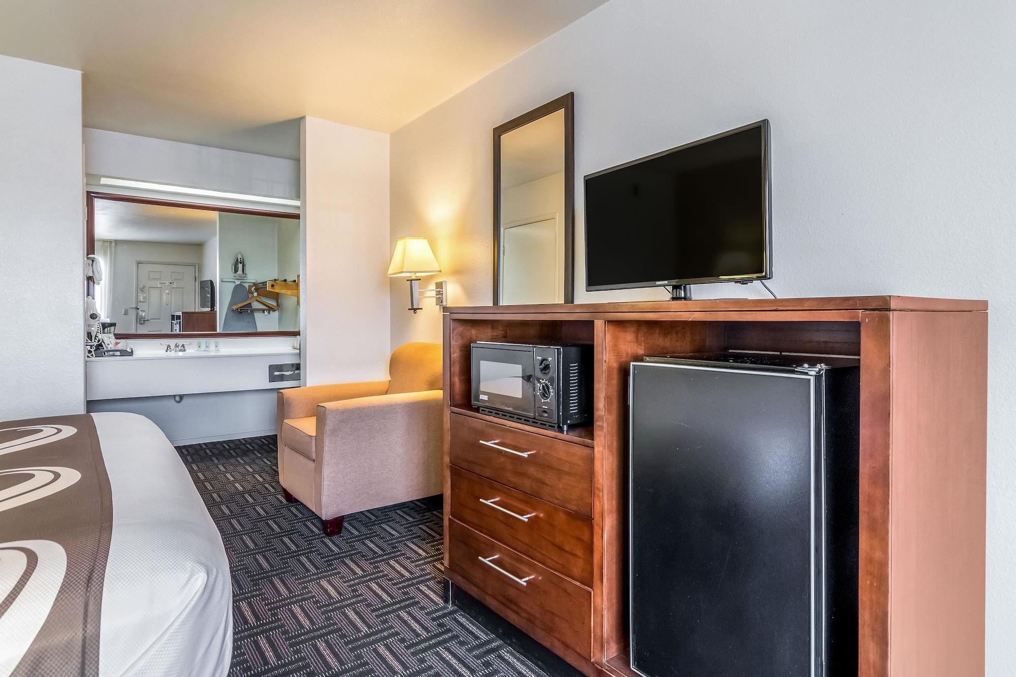 Quality Inn Fresno Near University Exterior foto